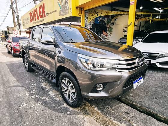 TOYOTA HILUX 2.8 SRX 4X4 CD 16V DIESEL 4P AUTOMÁTICO